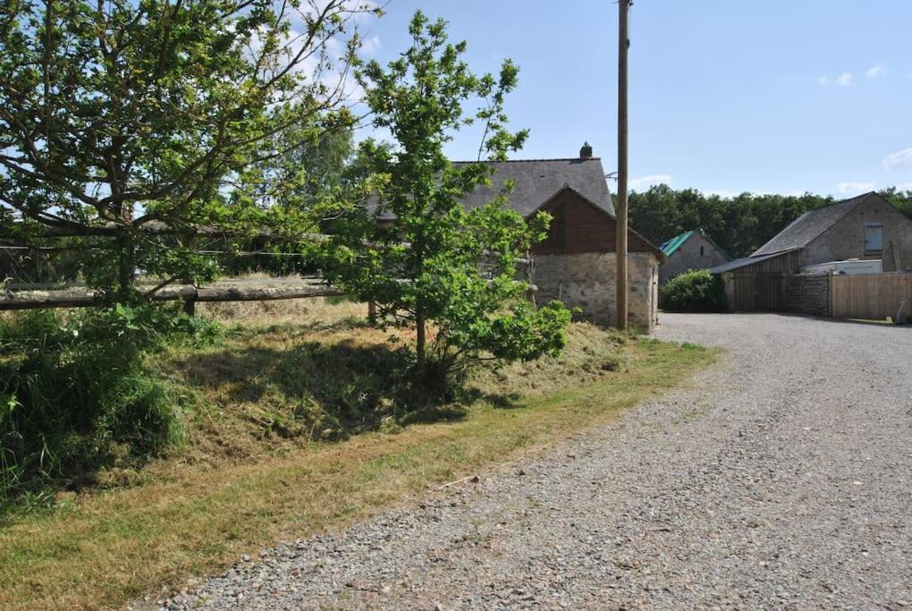 Gite Familial Pour 6 Pers En Campagne Bouere Экстерьер фото